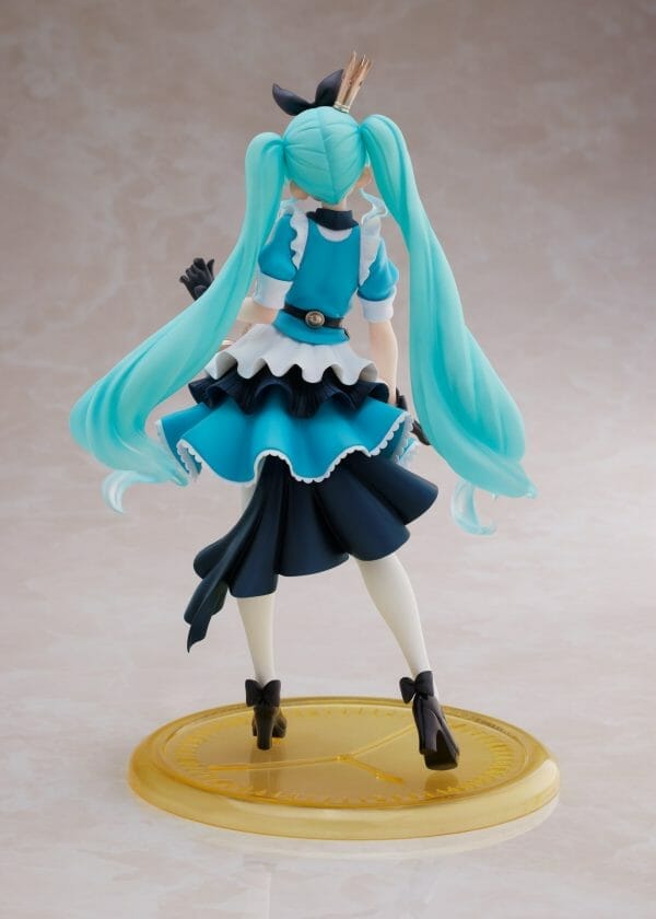 1477 TAITO - Hatsune Miku Princess AMP Figure Alice ver.