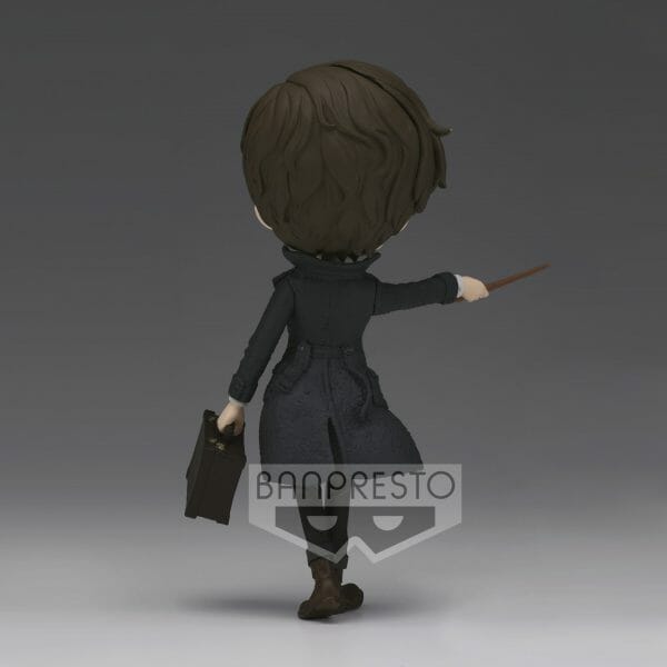 18524 2488829 4 Banpresto - FANTASTIC BEASTS Q POSKET - NEWT SCAMANDER - ( VER.B )